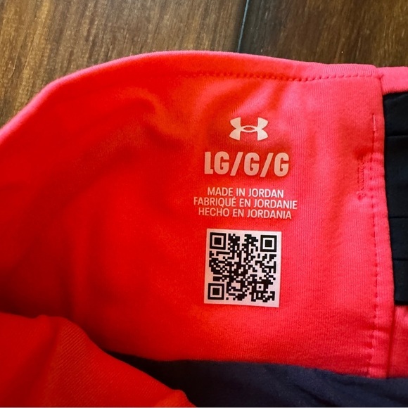 UNDER ARMOUR Size Large 2-in-1 running shorts RUN STAMINA - Picture 4 of 8